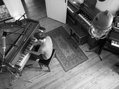 img-nils-frahm-1_133313739854